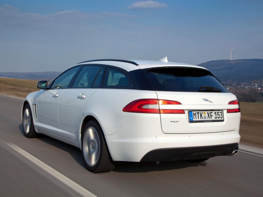  Jaguar XF Sportbrake 2012 года  (фото 7 из 63)